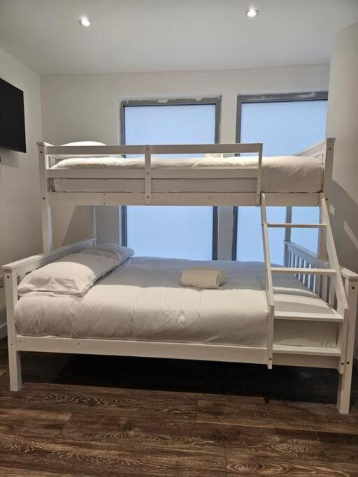 Ideal Studio In Delta Croydon Dpg3 Экстерьер фото
